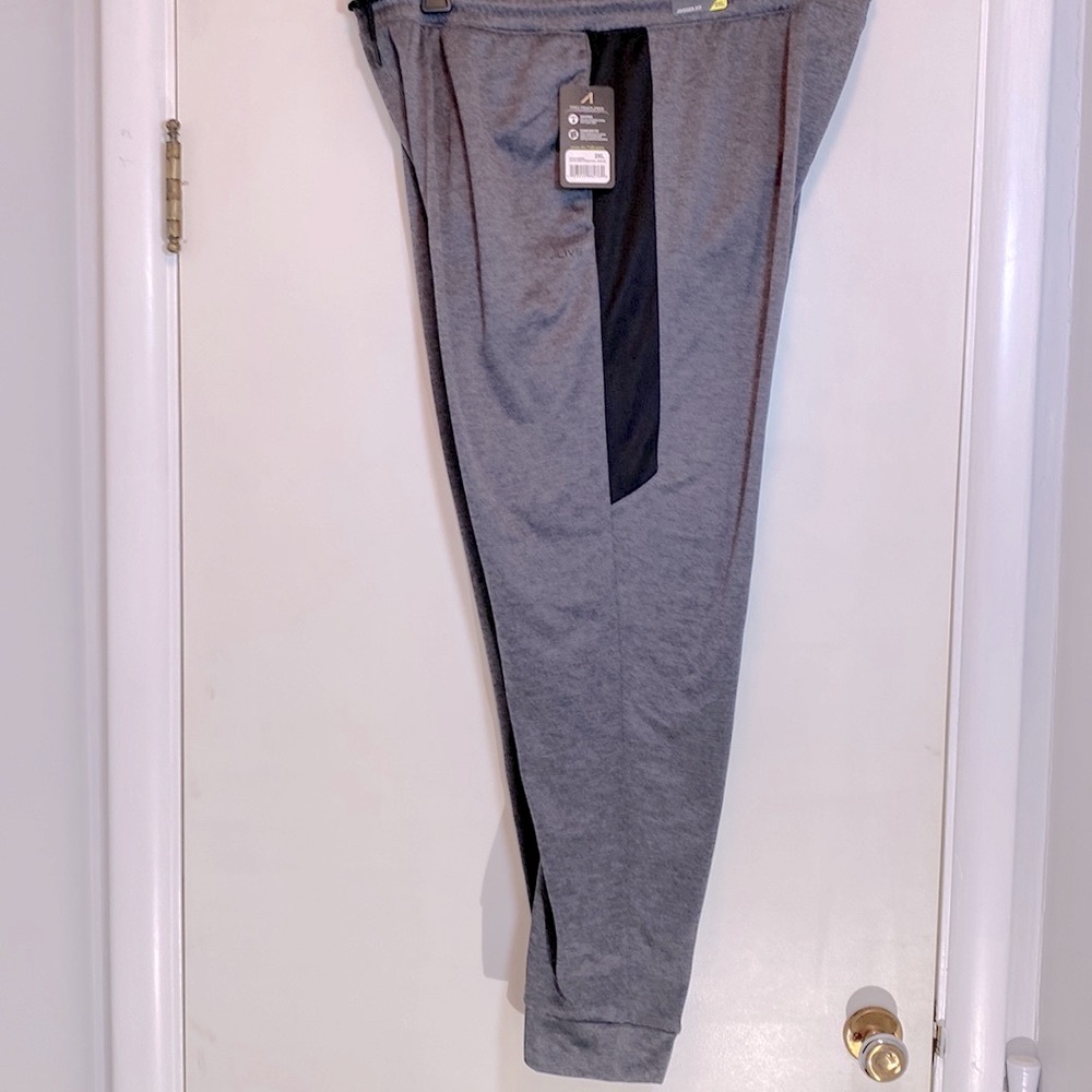 Alive Athletic Grey Fleece lined Sweatpants Jogger 2XL NWT - Picture 3 of 15